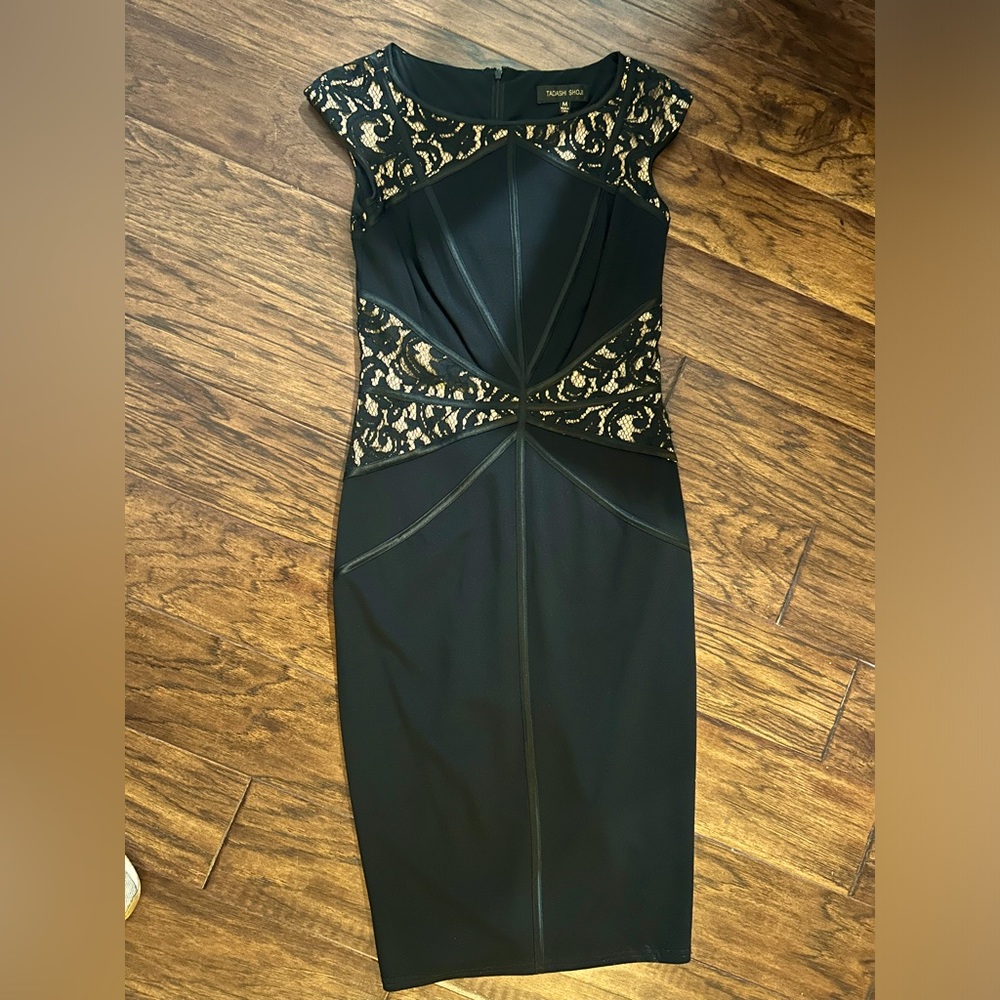 Tadashi shoji dresss in size 8